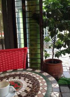 O Armazém Café outside