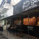 Rick's Burger Außen