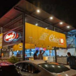 Chivito's Exterior