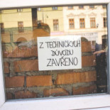 Alpendre Sanduiche Außen