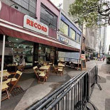 Salada Record Extérieur