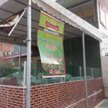 Pizza Zaps Extérieur