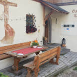 Giovanni Le Bistro Exterior