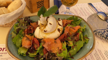 Sandro Pizzaria food