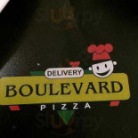 Boulevard Pizza Exterior