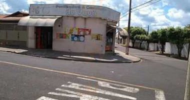 Rei Do Peixe outside