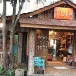 Tuia Gastronomia E Arte outside