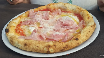 Tortenhaus food