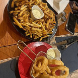 Naguissa Comida