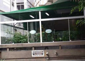 Delicia De Massa outside