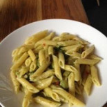 E Tapecaria M E Comida