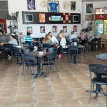 Alla Spina Do Té À l'intérieur