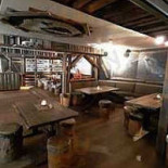 Rangar À l'intérieur