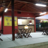 Mega Burger's Extérieur