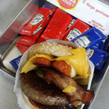 Mega Burger's Nourriture