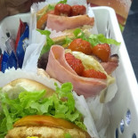 Mega Burger's Nourriture