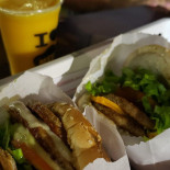 Mega Burger's Nourriture