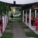 D. Danda Pizzaria Extérieur