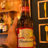 Simple. Bar Restaurante Boisson