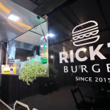 Rick's Burger Extérieur