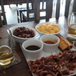 Tio Sam Bbq Food
