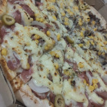 Devine's Pizzaria Cibo