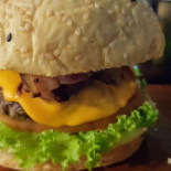 Malino's Burger Comida