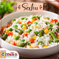 Emília Rotisseria food