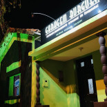 Garagem Steak Burger Exterior