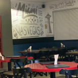 Bazoo American Food À l'intérieur