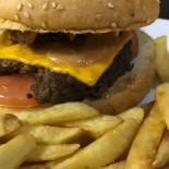 Hamburgueria Bora Bora Rib. Pinhal Comida