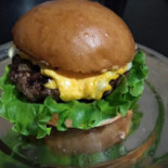Cilindrada Burger Drinks Comida