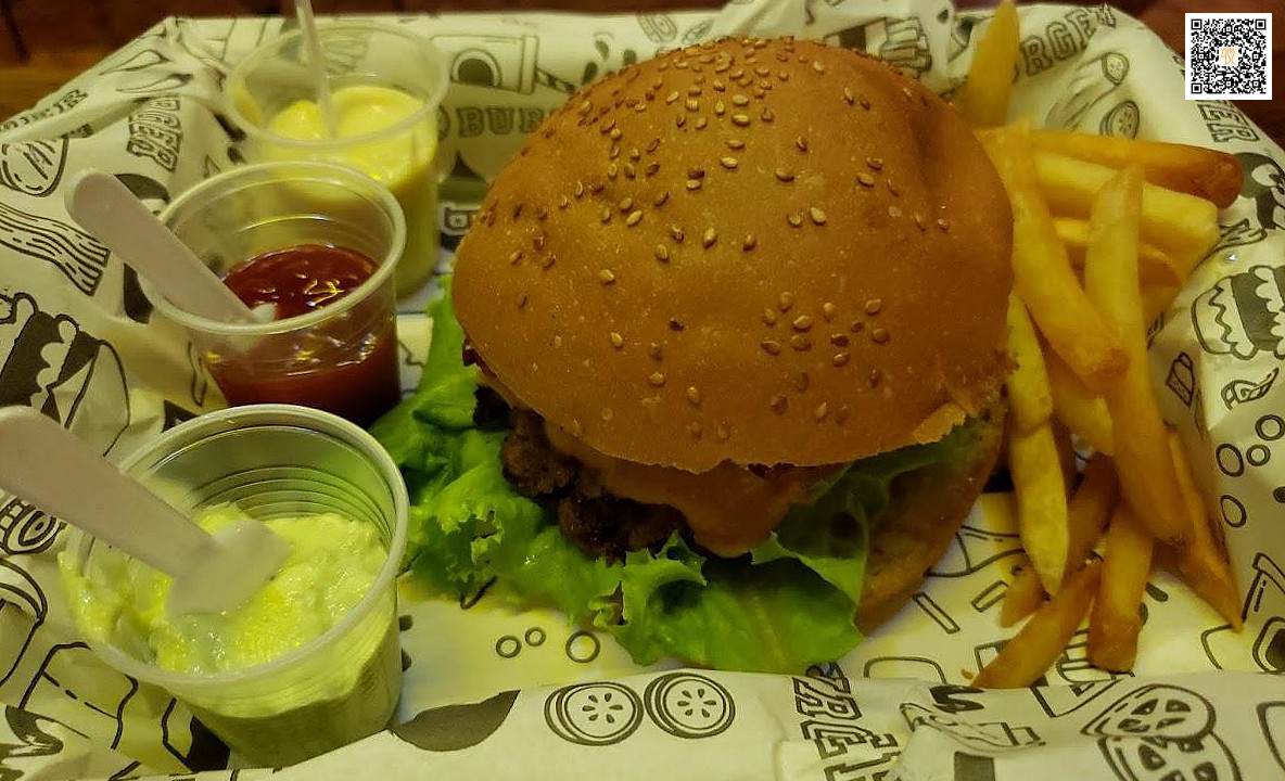 Cilindrada Burger Drinks Essen
