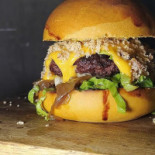 Cilindrada Burger Drinks Comida