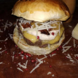 Guthi Gourmet Comida