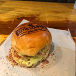 Guthi Gourmet Comida