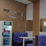 Mix Açaí E Shawarma À l'intérieur