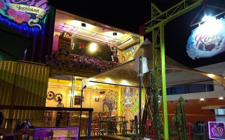 La Rosa Mexicana inside