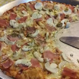 Pizzaria Mania Pecem Comida