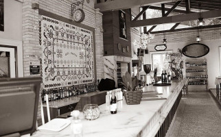 Café Cantina inside