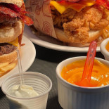 Nelti's Burger Nourriture