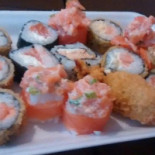 Adoro Sushi Comida