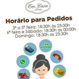 Em Casa Lanches Logo