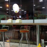 Natural Burger Exterior