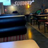 Subway Dentro