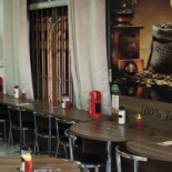 Frozza Lanche E Cafe À l'intérieur