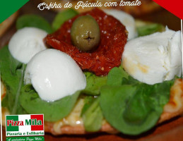 Pizza Mila Pizzaria E Esfiharia food