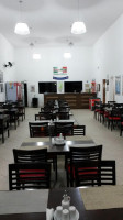 Pizza Mila Pizzaria E Esfiharia inside