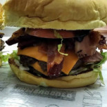 Spazio Burguer Nourriture