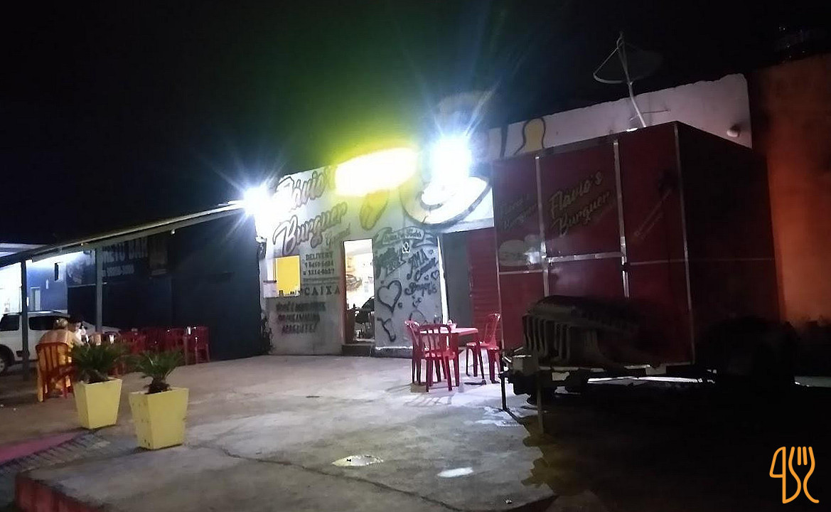 FlÁvio's Burger Exterior
